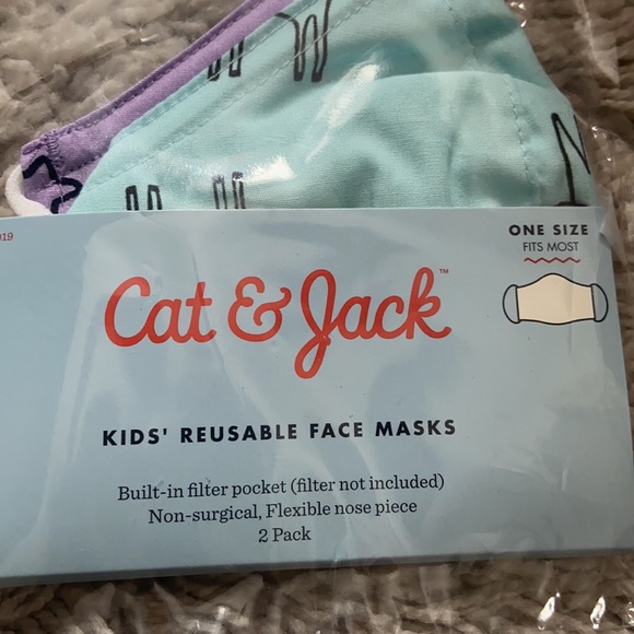 🛍Cat & Jack Kids Reusable Face Masks - Picture 2 of 3